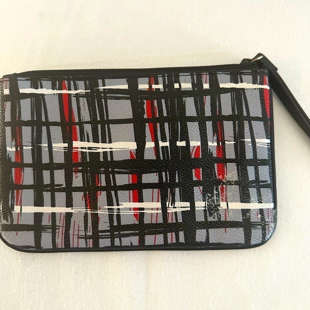 Vera Bradley Tassel Wristlet in Black/White/Red Art Plaid Vegan Leather - Picture 2 of 6